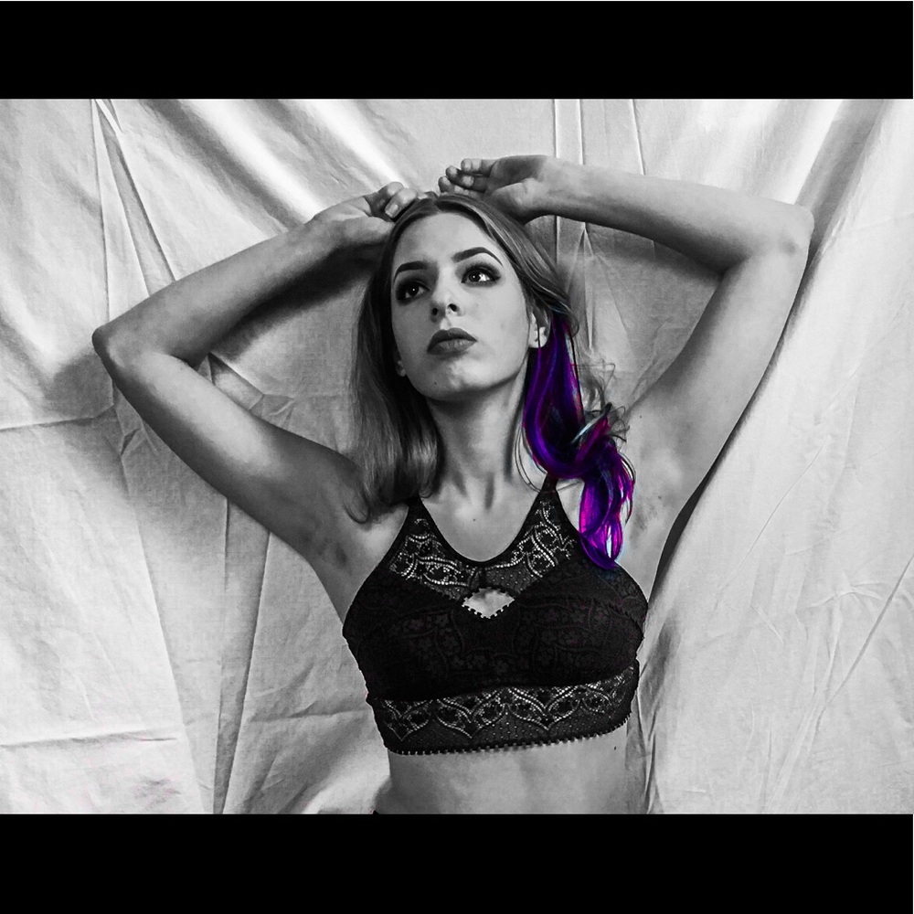 Meet your Posher, Lydia